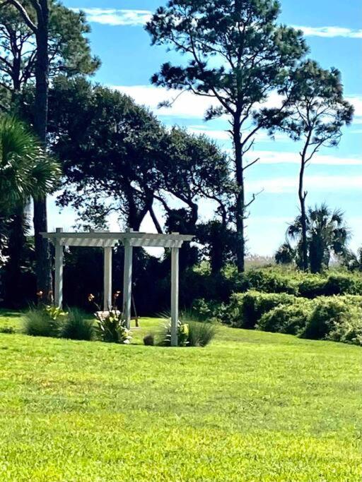 Apartamento Coastal King Beach Flat Convenient To Everything! Hilton Head Island Exterior foto